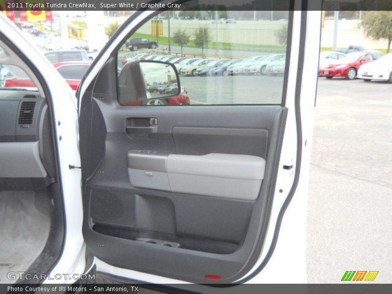 Super White / Graphite Gray 2011 Toyota Tundra CrewMax