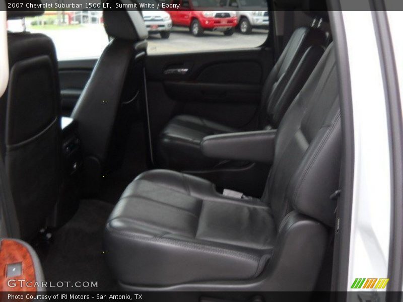 Summit White / Ebony 2007 Chevrolet Suburban 1500 LT