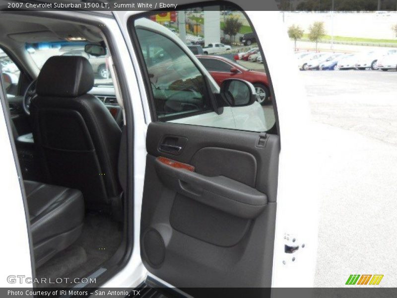 Summit White / Ebony 2007 Chevrolet Suburban 1500 LT