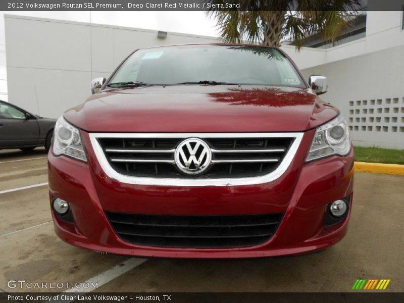 Deep Claret Red Metallic / Sierra Sand 2012 Volkswagen Routan SEL Premium