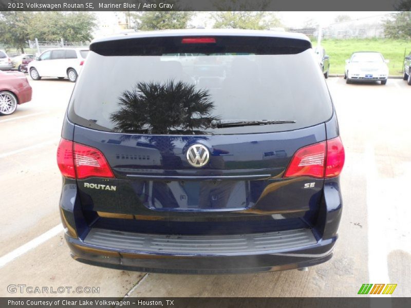 Mariner Blue / Aero Gray 2012 Volkswagen Routan SE