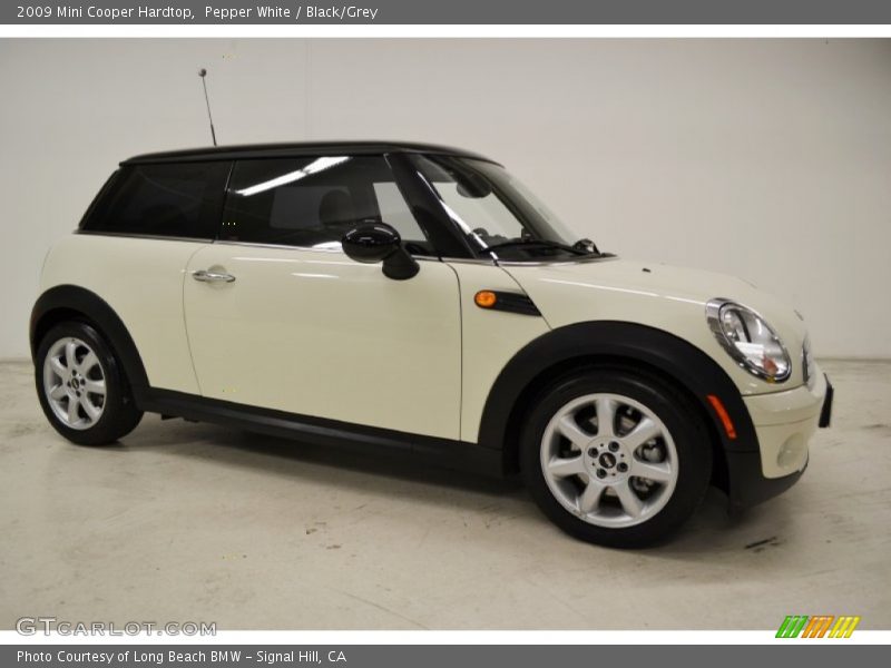 Pepper White / Black/Grey 2009 Mini Cooper Hardtop