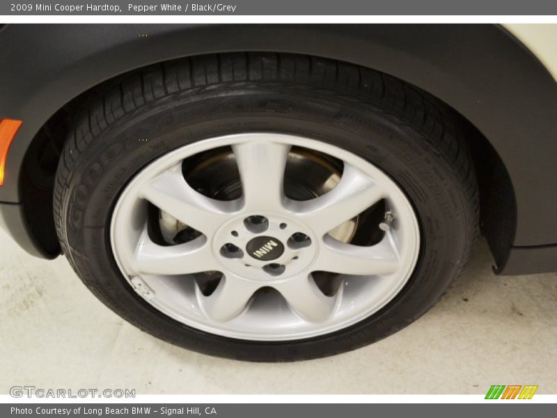 Pepper White / Black/Grey 2009 Mini Cooper Hardtop