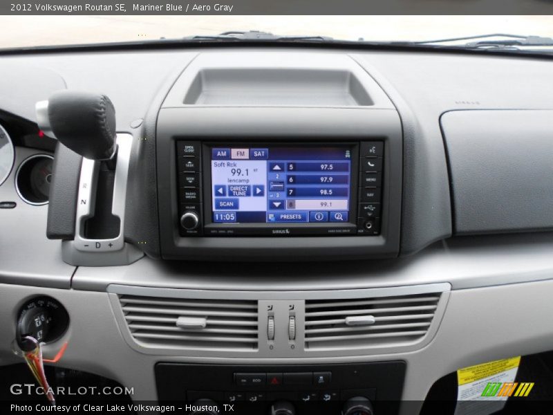Mariner Blue / Aero Gray 2012 Volkswagen Routan SE