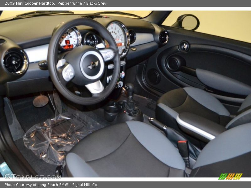 Pepper White / Black/Grey 2009 Mini Cooper Hardtop