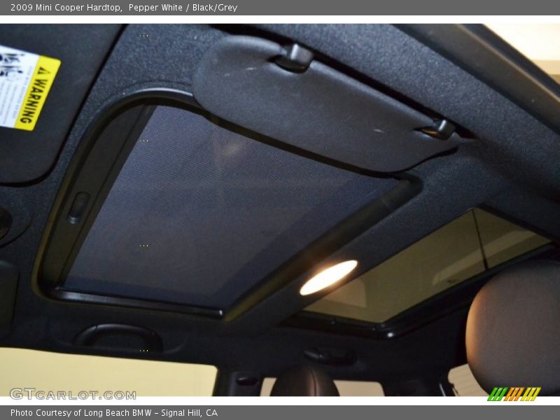 Pepper White / Black/Grey 2009 Mini Cooper Hardtop