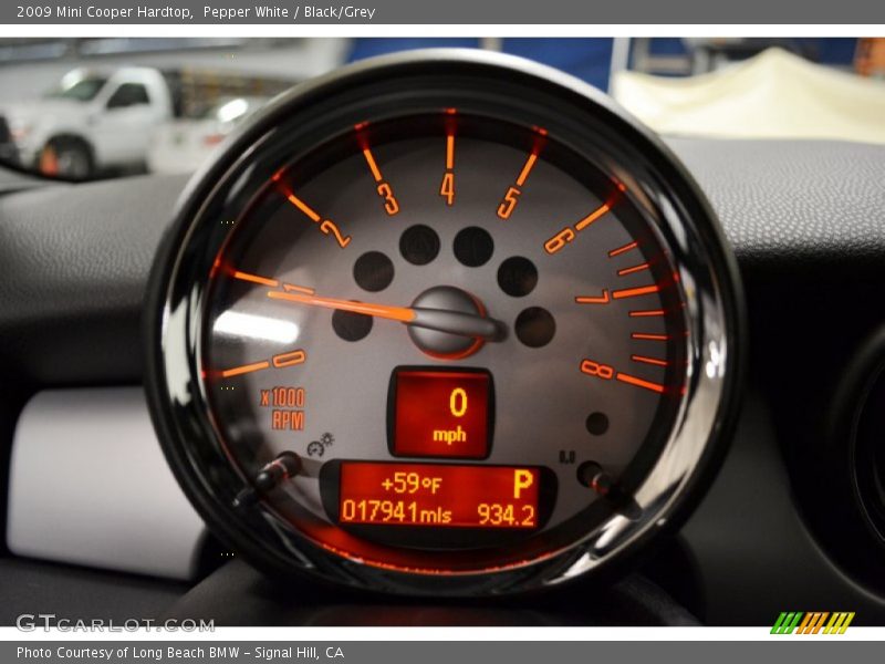 Pepper White / Black/Grey 2009 Mini Cooper Hardtop