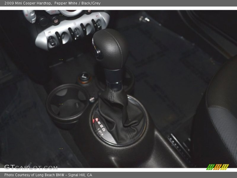 Pepper White / Black/Grey 2009 Mini Cooper Hardtop