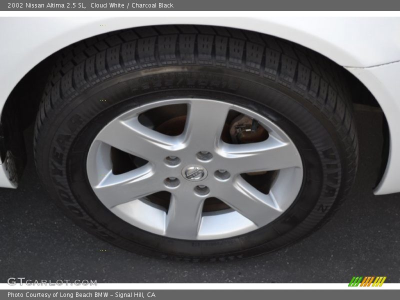 Cloud White / Charcoal Black 2002 Nissan Altima 2.5 SL