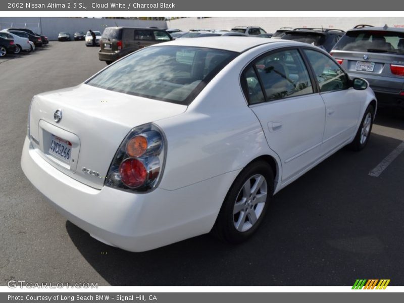 Cloud White / Charcoal Black 2002 Nissan Altima 2.5 SL