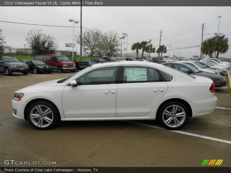 Candy White / Titan Black 2012 Volkswagen Passat V6 SE