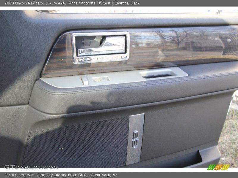 White Chocolate Tri Coat / Charcoal Black 2008 Lincoln Navigator Luxury 4x4