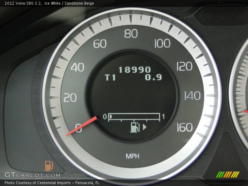 Ice White / Sandstone Beige 2012 Volvo S80 3.2