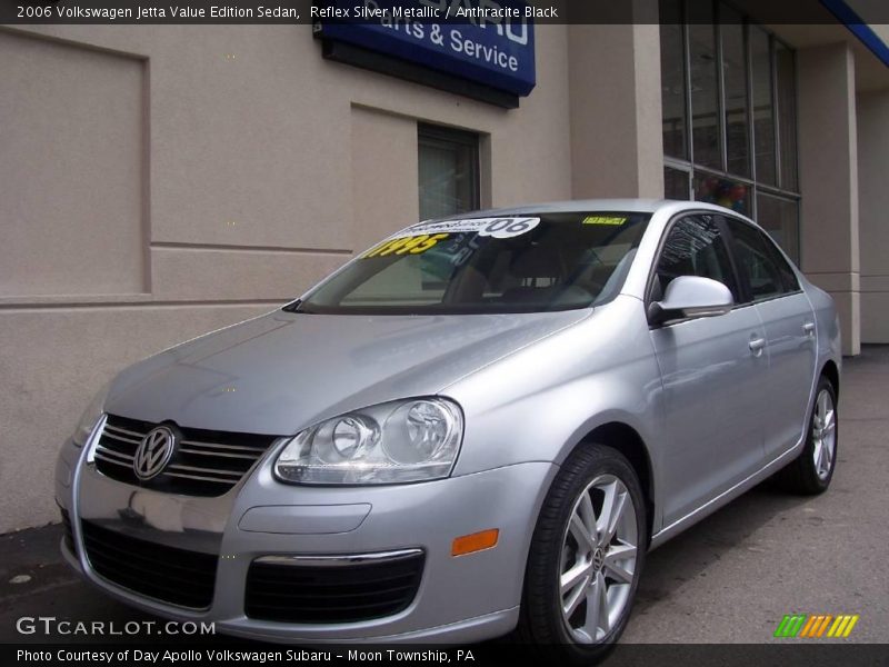 Reflex Silver Metallic / Anthracite Black 2006 Volkswagen Jetta Value Edition Sedan