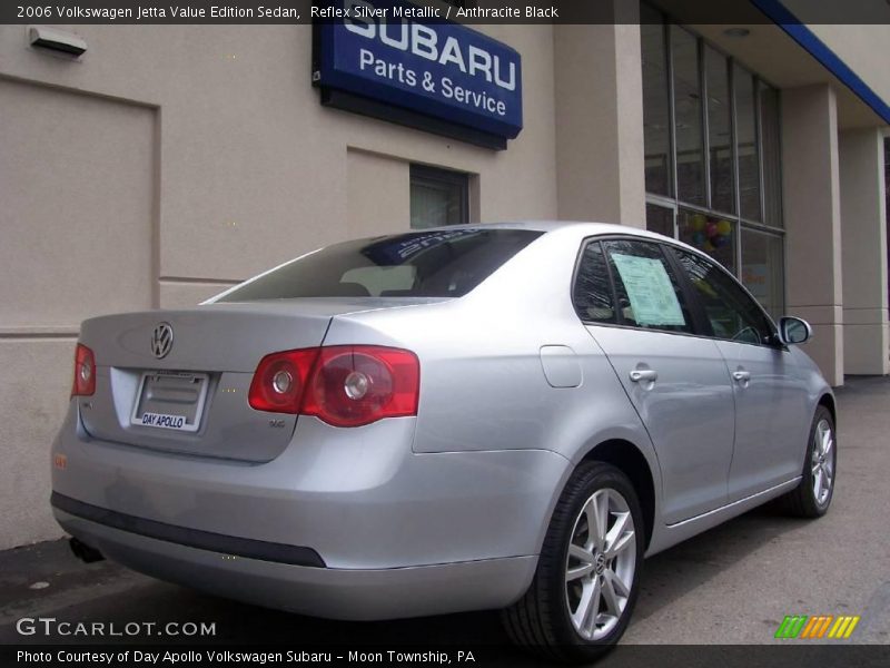 Reflex Silver Metallic / Anthracite Black 2006 Volkswagen Jetta Value Edition Sedan