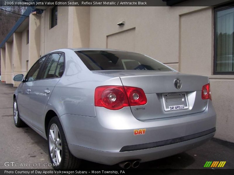 Reflex Silver Metallic / Anthracite Black 2006 Volkswagen Jetta Value Edition Sedan