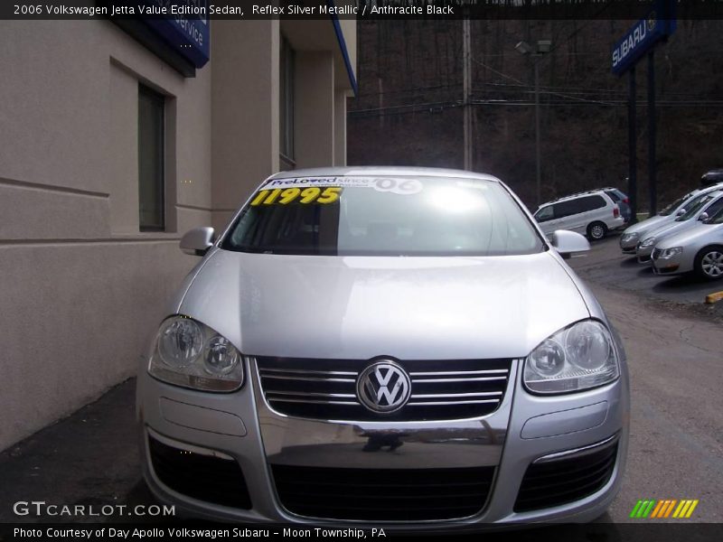 Reflex Silver Metallic / Anthracite Black 2006 Volkswagen Jetta Value Edition Sedan