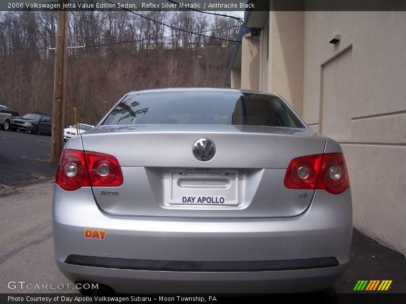 Reflex Silver Metallic / Anthracite Black 2006 Volkswagen Jetta Value Edition Sedan