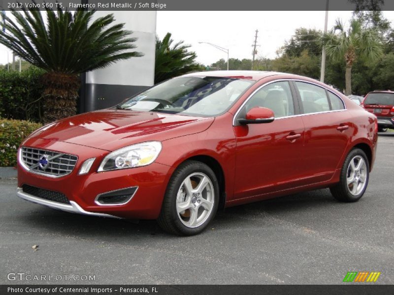 Front 3/4 View of 2012 S60 T5