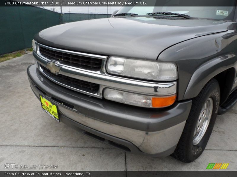 Medium Charcoal Gray Metallic / Medium Oak 2000 Chevrolet Suburban 1500 LT