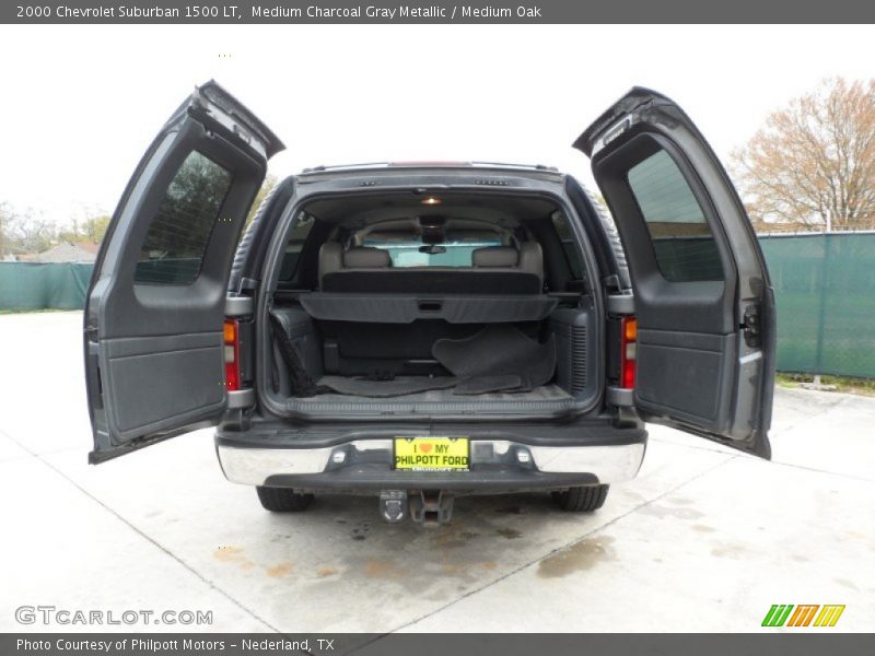 Medium Charcoal Gray Metallic / Medium Oak 2000 Chevrolet Suburban 1500 LT