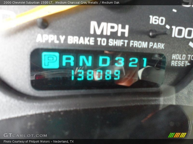 Medium Charcoal Gray Metallic / Medium Oak 2000 Chevrolet Suburban 1500 LT