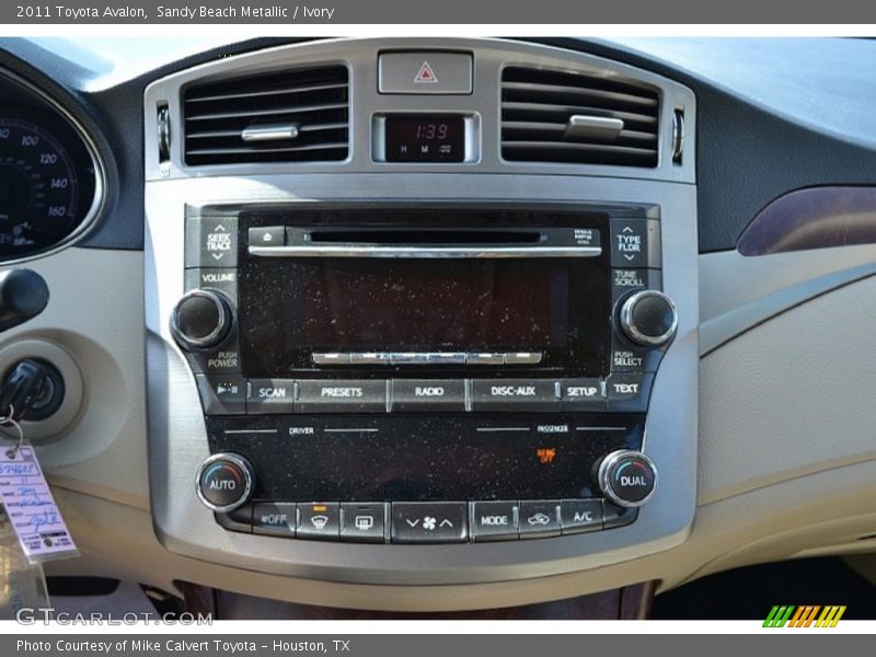 Sandy Beach Metallic / Ivory 2011 Toyota Avalon