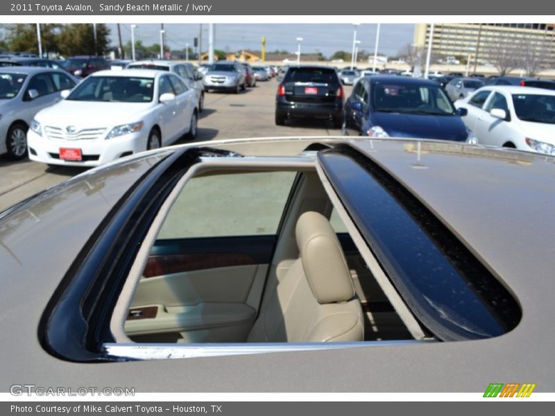 Sandy Beach Metallic / Ivory 2011 Toyota Avalon