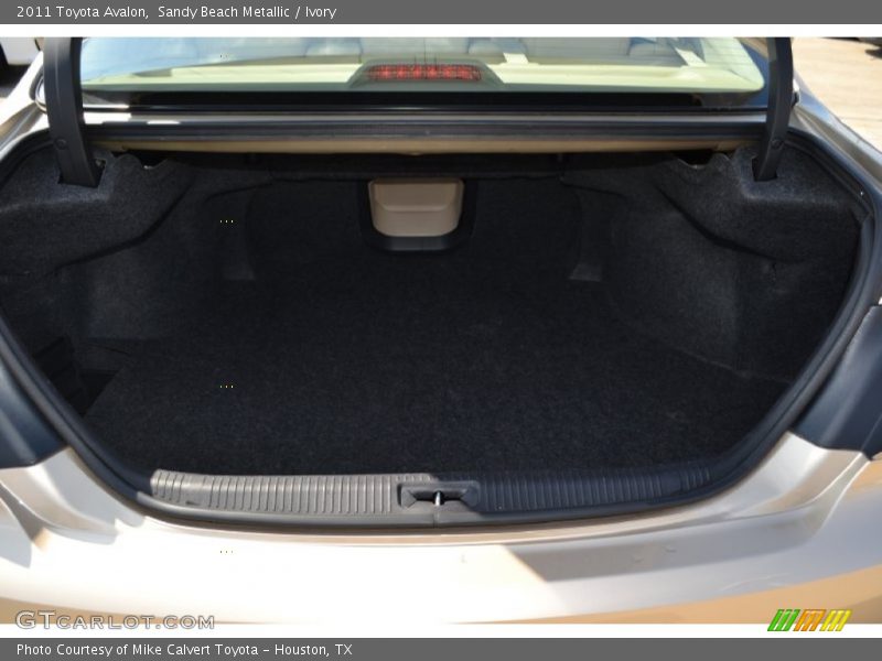 Sandy Beach Metallic / Ivory 2011 Toyota Avalon