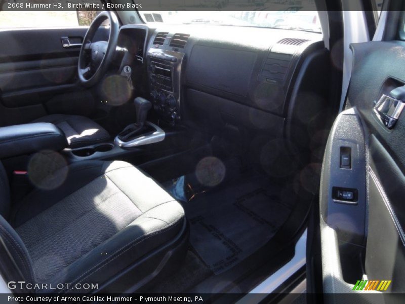 Birch White / Ebony Black 2008 Hummer H3