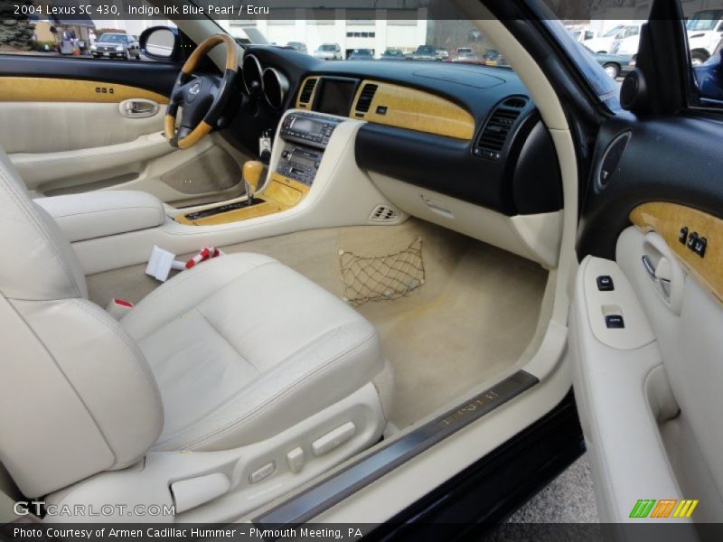 Dashboard of 2004 SC 430