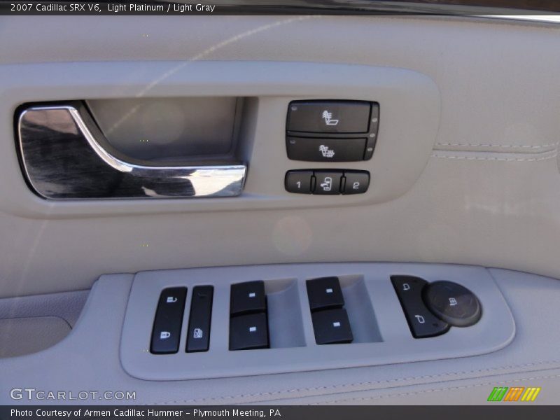 Light Platinum / Light Gray 2007 Cadillac SRX V6