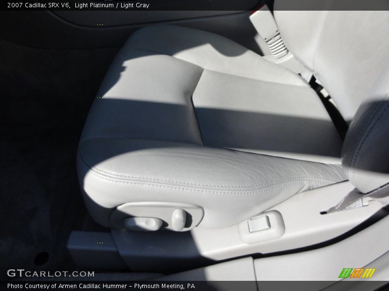 Light Platinum / Light Gray 2007 Cadillac SRX V6