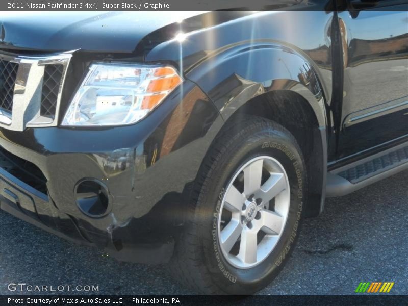 Super Black / Graphite 2011 Nissan Pathfinder S 4x4