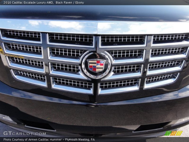 Black Raven / Ebony 2010 Cadillac Escalade Luxury AWD
