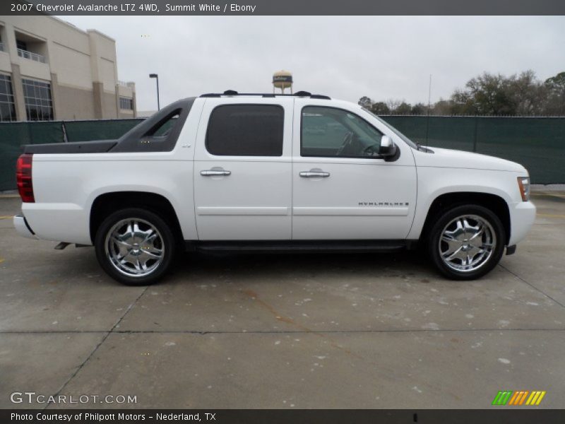 Summit White / Ebony 2007 Chevrolet Avalanche LTZ 4WD