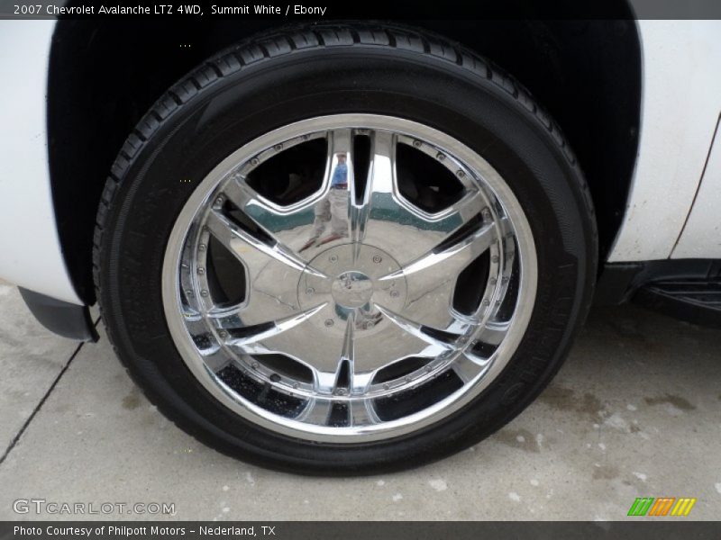 Summit White / Ebony 2007 Chevrolet Avalanche LTZ 4WD