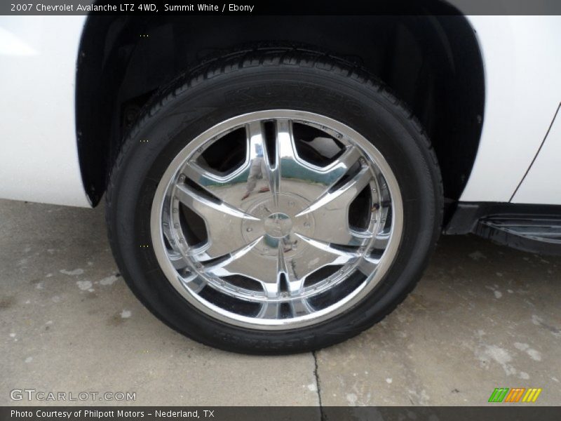 Summit White / Ebony 2007 Chevrolet Avalanche LTZ 4WD