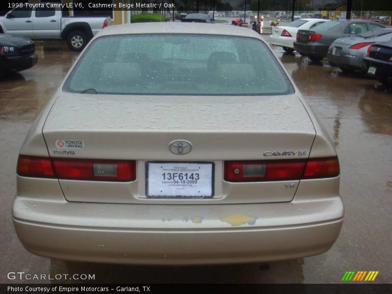 Cashmere Beige Metallic / Oak 1998 Toyota Camry LE V6