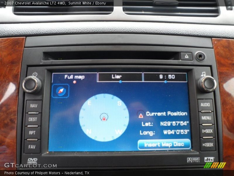 Summit White / Ebony 2007 Chevrolet Avalanche LTZ 4WD