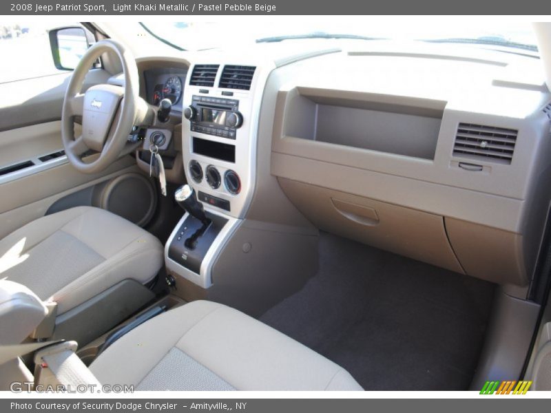 Light Khaki Metallic / Pastel Pebble Beige 2008 Jeep Patriot Sport