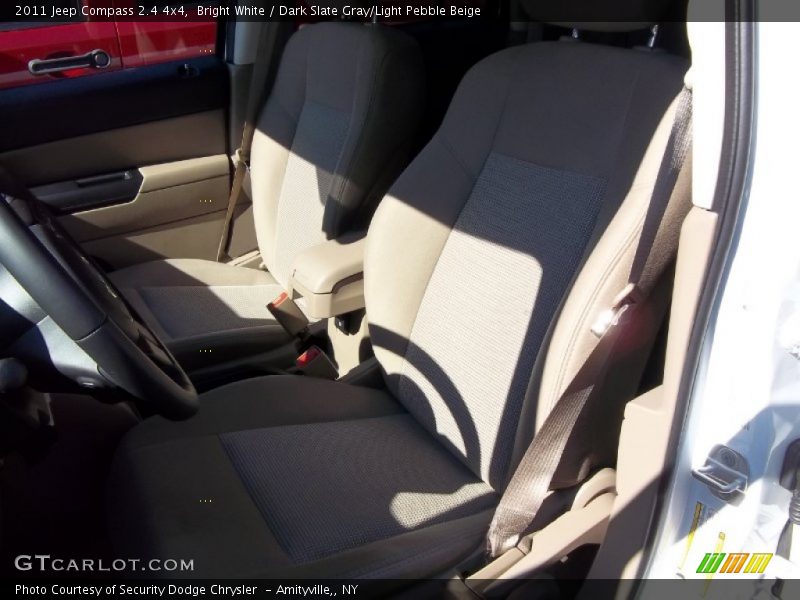 Bright White / Dark Slate Gray/Light Pebble Beige 2011 Jeep Compass 2.4 4x4