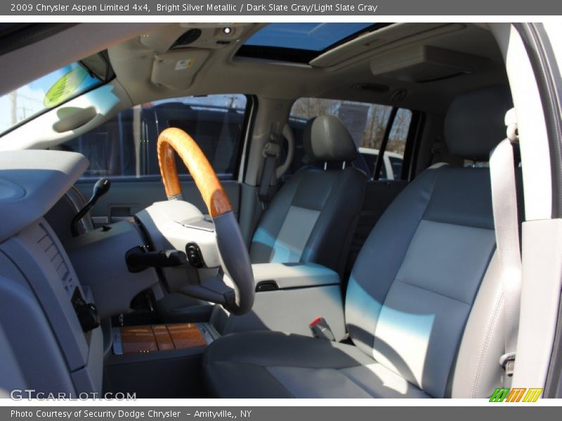 Bright Silver Metallic / Dark Slate Gray/Light Slate Gray 2009 Chrysler Aspen Limited 4x4