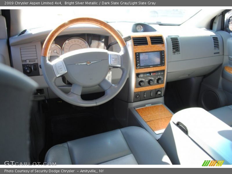 Bright Silver Metallic / Dark Slate Gray/Light Slate Gray 2009 Chrysler Aspen Limited 4x4