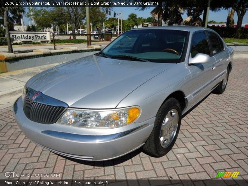 Silver Frost Metallic / Light Graphite/Medium Dark Graphite 2000 Lincoln Continental