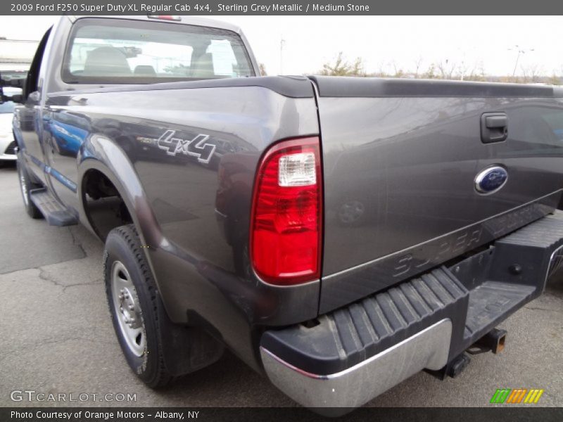 Sterling Grey Metallic / Medium Stone 2009 Ford F250 Super Duty XL Regular Cab 4x4