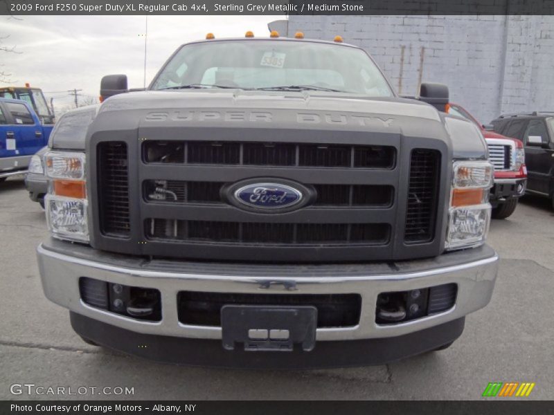 Sterling Grey Metallic / Medium Stone 2009 Ford F250 Super Duty XL Regular Cab 4x4