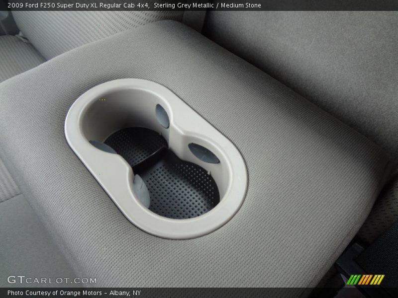 Sterling Grey Metallic / Medium Stone 2009 Ford F250 Super Duty XL Regular Cab 4x4