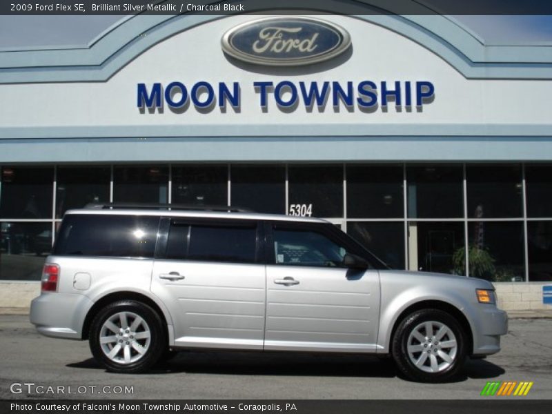 Brilliant Silver Metallic / Charcoal Black 2009 Ford Flex SE