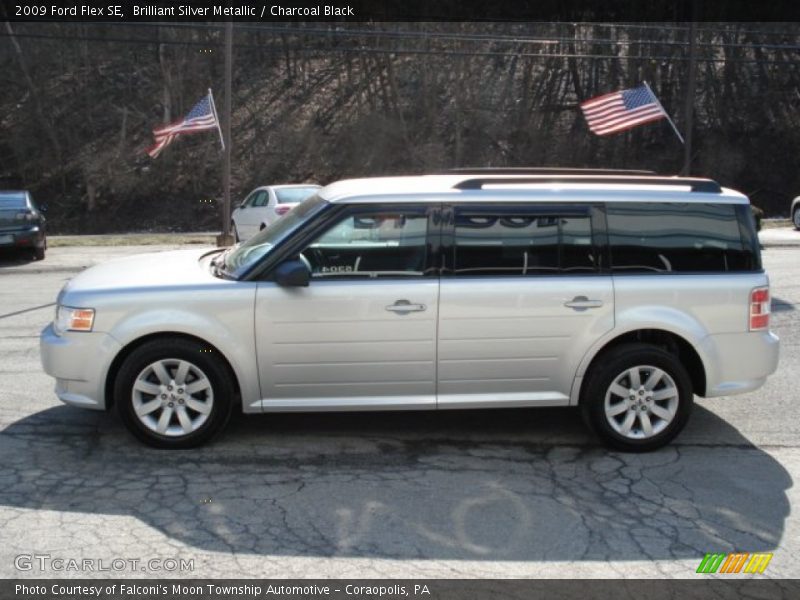 Brilliant Silver Metallic / Charcoal Black 2009 Ford Flex SE